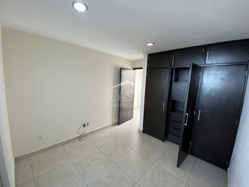 (Concluido) CASA EN VENTA EN COTO “EL ESCORIAL” EN REAL DE VALDEPEÑAS